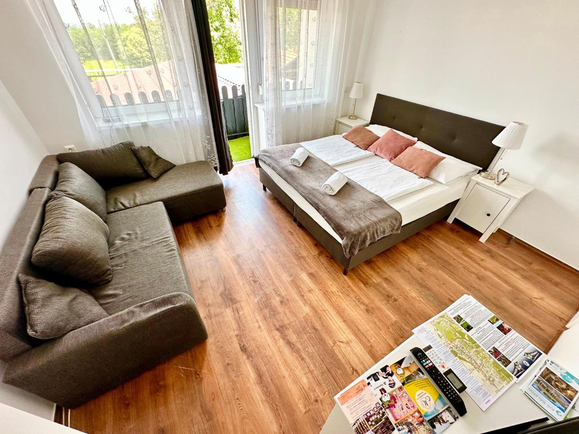 Szent Orban Panzio - Kutyabarat Apartmanok Zalakaros Eksteriør billede